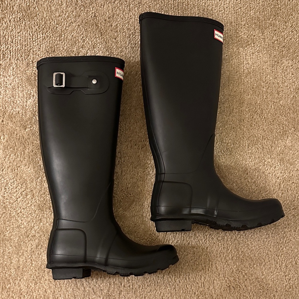 Hunter Original Tall Rain Boots in Matte Black Size 5 - Picture 5 of 7